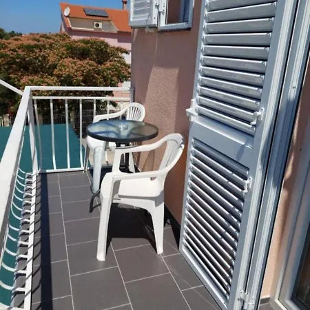 Apartman Cvita Biograd Na Moru